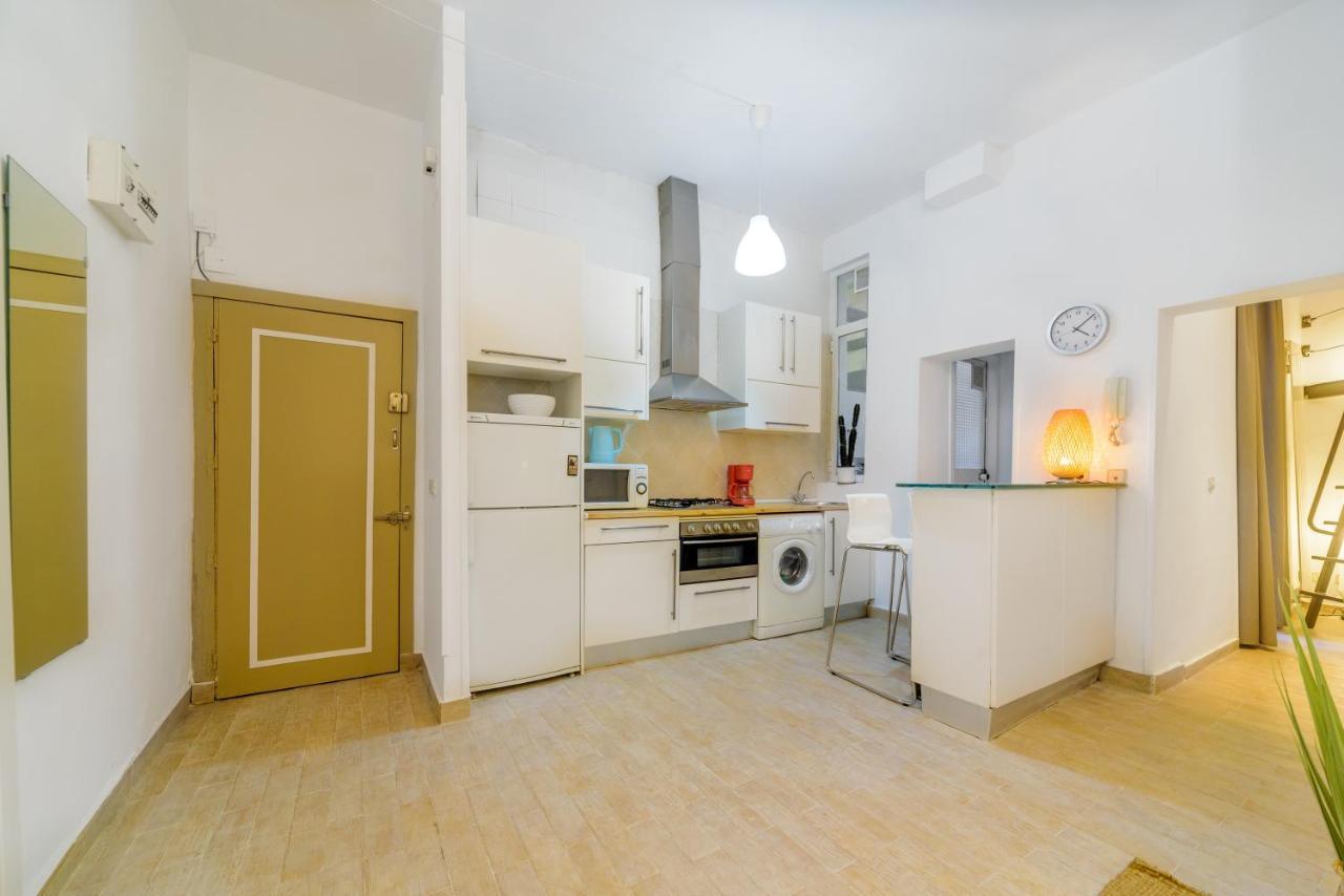 Apartament Stylish Loft At Chueca'S Heart Madryt Zewnętrze zdjęcie
