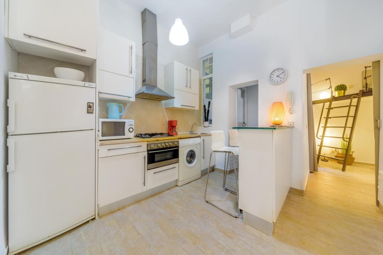 Apartament Stylish Loft At Chueca'S Heart Madryt Zewnętrze zdjęcie